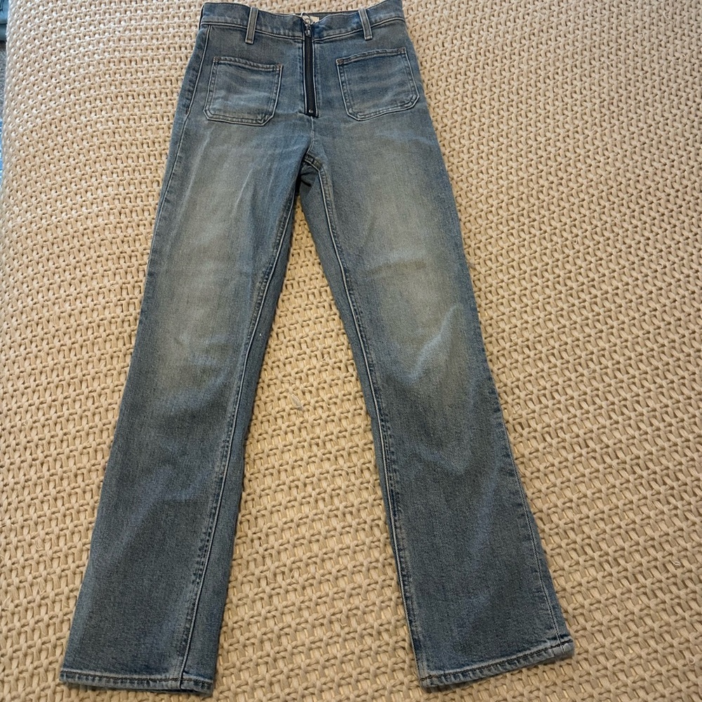 Aritzia Just Peachy Straight Jeans